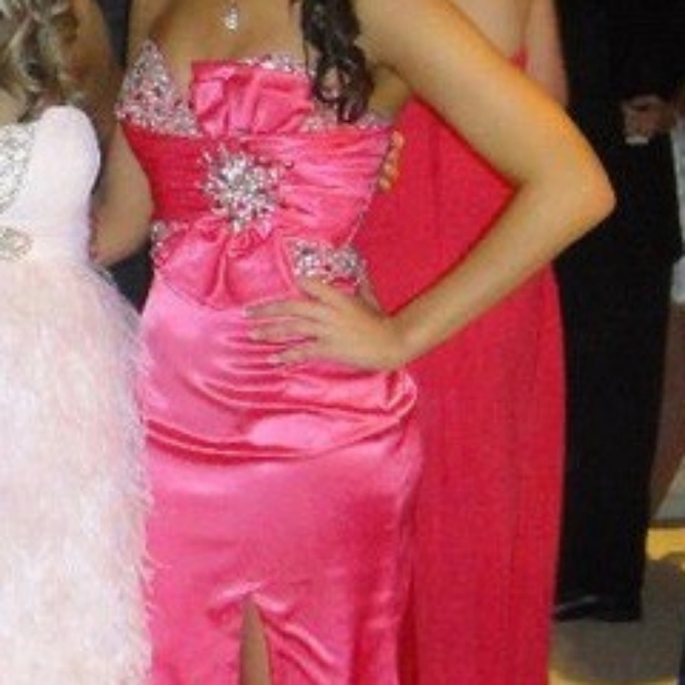 size 6 prom dress - hot pink
